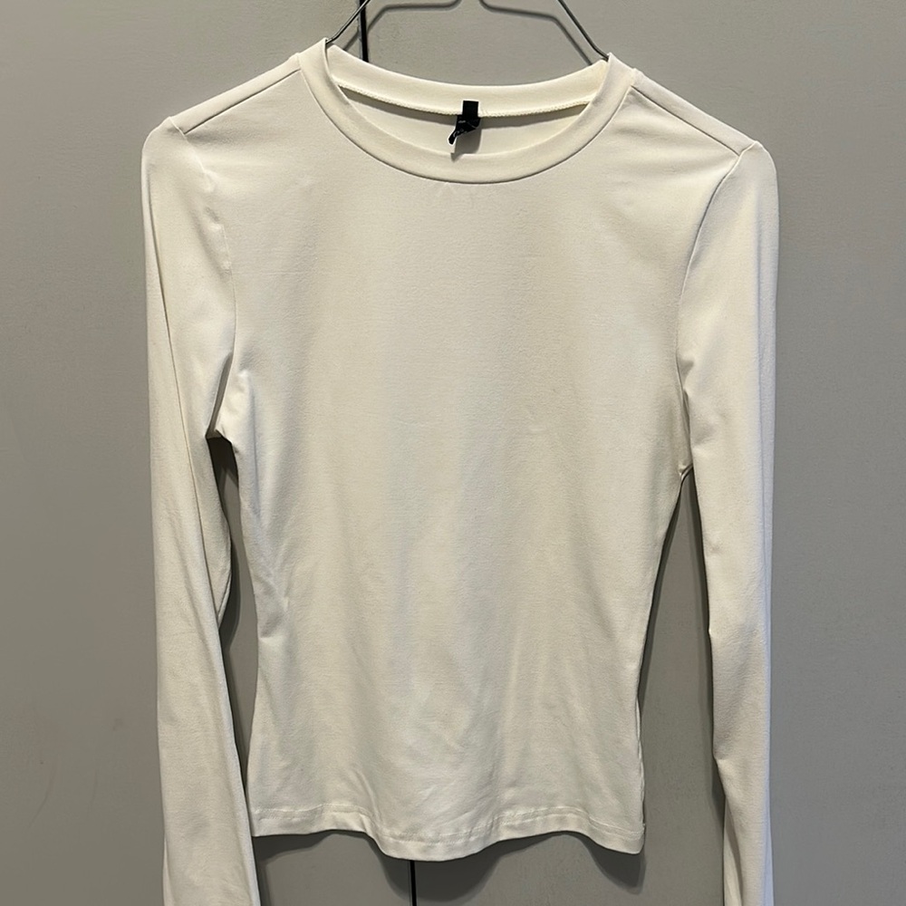 Cream Fitted Long Sleeve T-Shirt